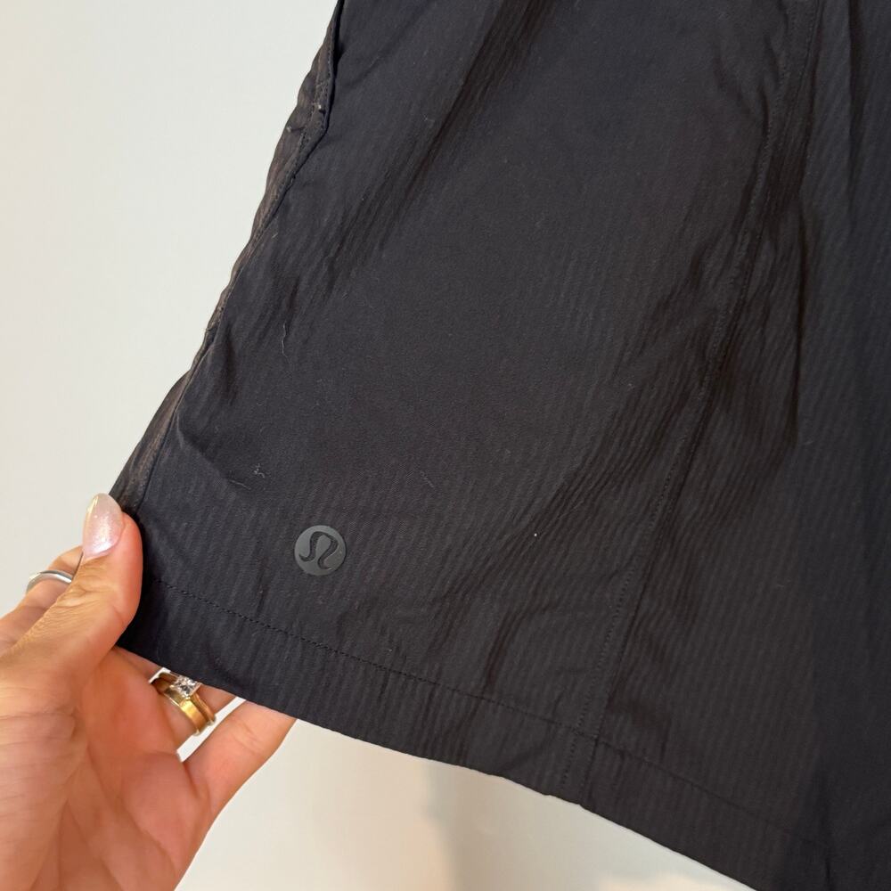 lululemon dance studio high-rise 3.5" black shorts size 12 - Picture 5 of 8